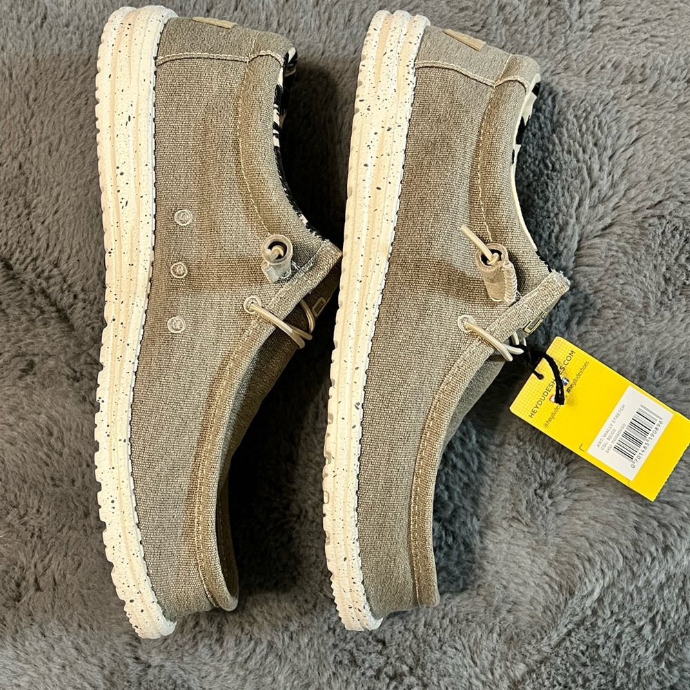 NWT - Hey Dude Men's Wally Stretch - Beige - Picture 5 of 5